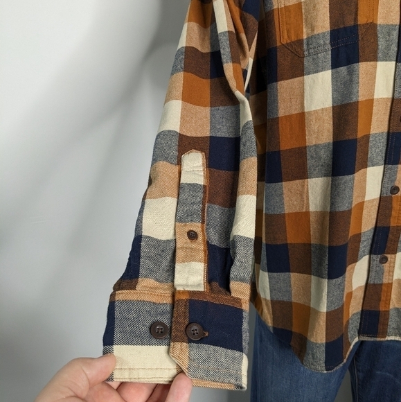 ✨3/$15 Red Head orange blue cream plaid flannel 100% cotton button up L - Picture 5 of 8